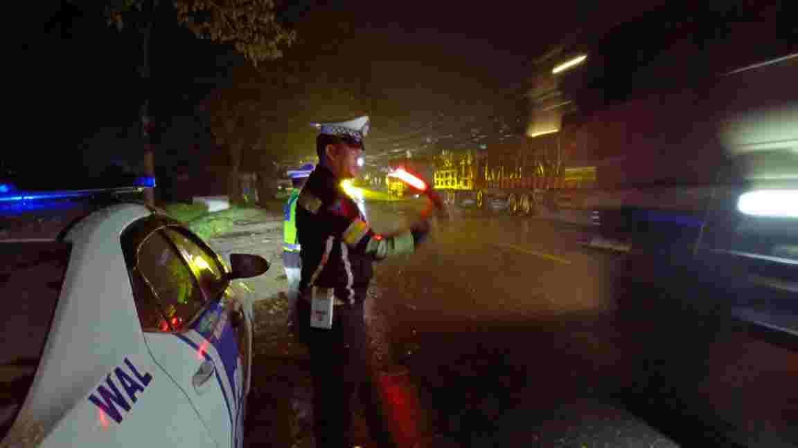 Polisi Hadir di Tengah Masyarakat, Sat Lantas Polres Batu Bara Intensifkan Patroli Blue Light di Titik Rawan Gangguan Kamtibmas