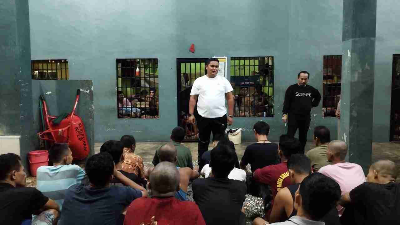 Lapas Labuhan Ruku Gelar Razia Intensif, Antisipasi Gangguan Kamtib di Blok Hunian