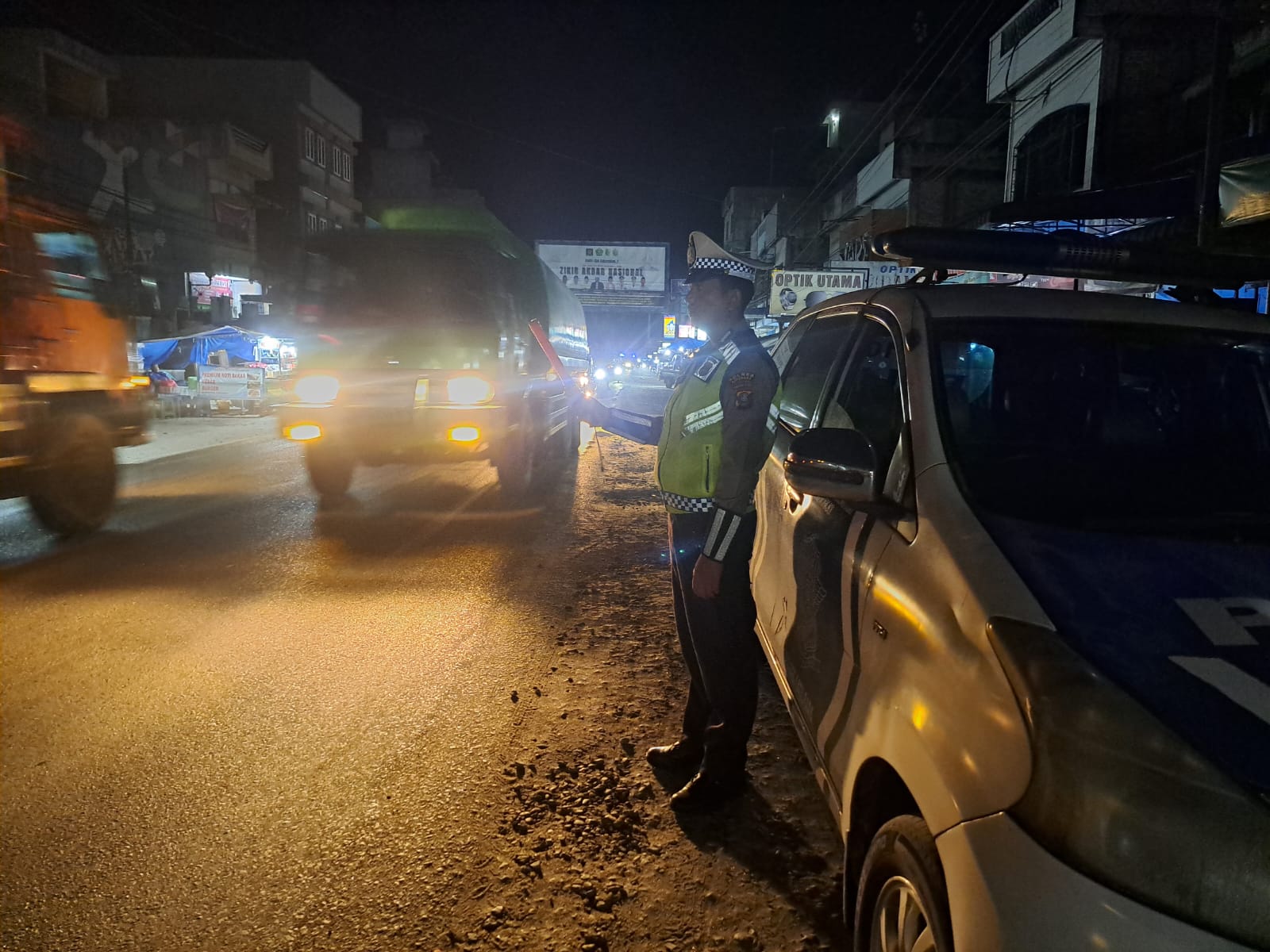 Polres Batu Bara Gelar Patroli Blue Light, Ciptakan Kamseltibcarlantas Kondusif di Tengah Aktifitas Malam