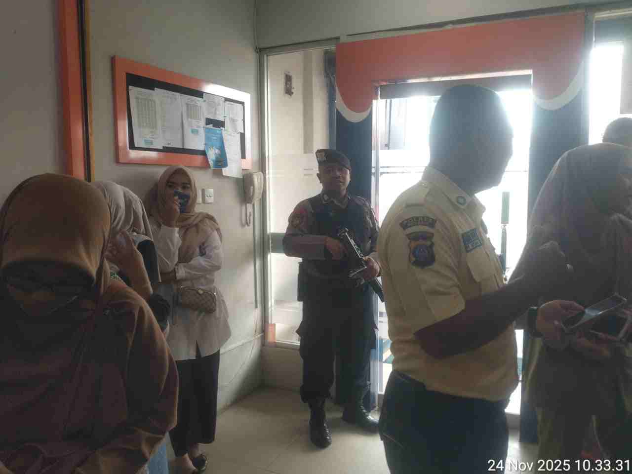 Sat Samapta Polres Batu Bara Giat Patroli Dialogis dan Cooling System, Edukasi Masyarakat Jaga Kamtibmas dan Waspada Hoax