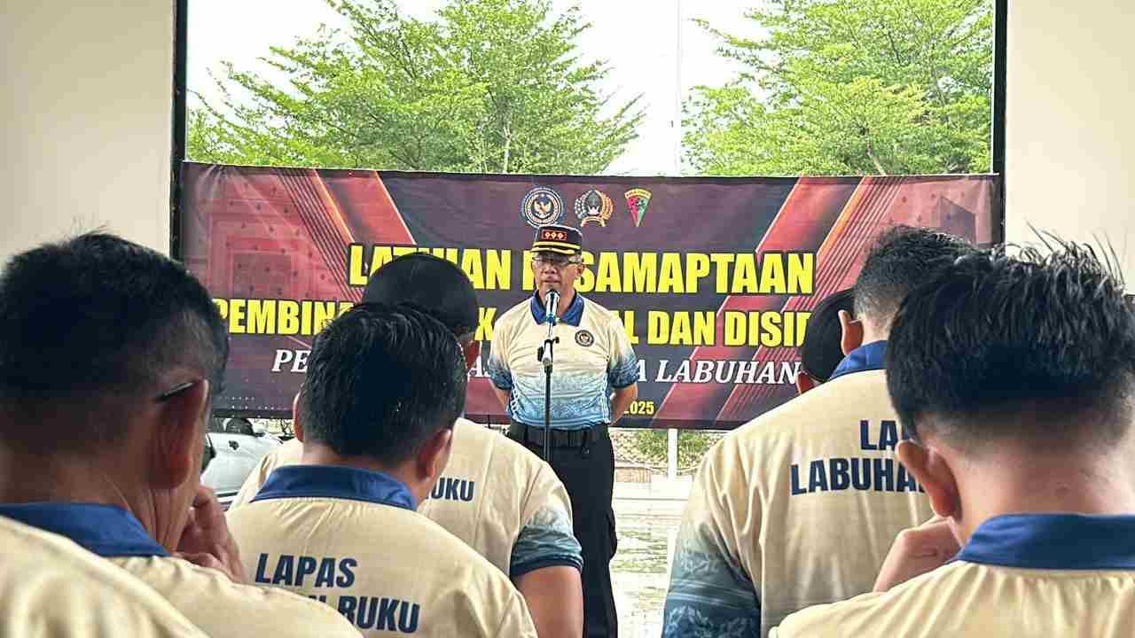 Lapas Labuhan Ruku Tingkatkan Kesiapsiagaan Petugas dengan Latihan Kesamaptaan Bersama Yonif 126/KC