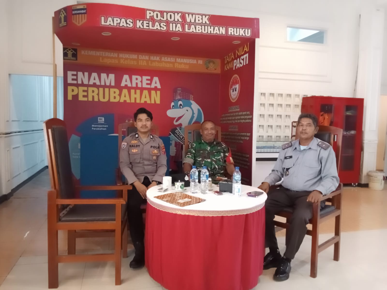 Polsek Labuhan Ruku Laksanakan Pengamanan di Lapas Klas IIA Labuhan Ruku