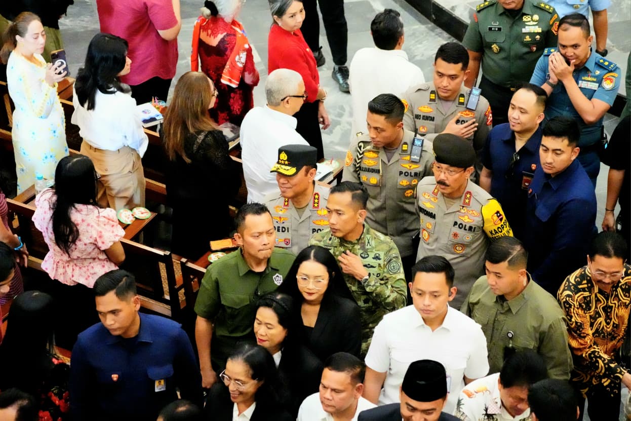 Dampingi Kapolri dan Panglima TNI, Kakorsabhara Pastikan Ibadah Malam Natal di Jakarta Berjalan Khidmat dan Aman