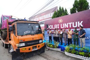 Wakapolri Tinjau Sumbar, Polri Percepat Pemulihan Infrastruktur dan Logistik Pascabanjir
