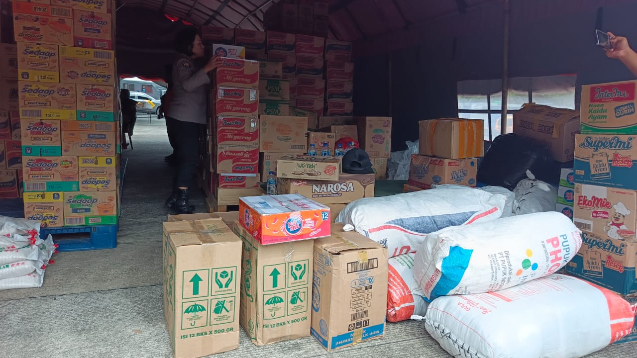 Tim Relawan KITA BISA Salurkan 2,6 Ton Bantuan Logistik ke Wilayah Terdampak Bencana di Aceh-Sumut-Sumbar