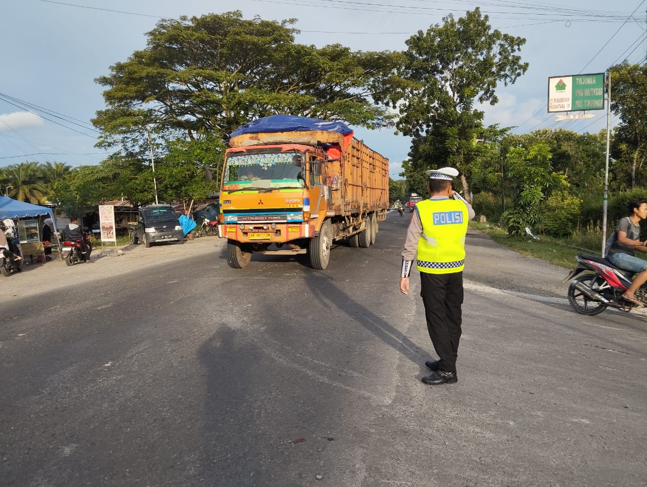 Satlantas Polres Batu Bara Tingkatkan Pengaturan Lalu Lintas di Titik Rawan