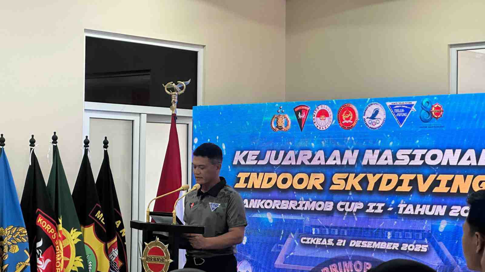 Perkuat Sinergitas, Dirpolsatwa Korsabhara Baharkam Polri Hadiri Penutupan Kejuaraan National Indoor Skydiving Championship Dankorbrimob Cup II