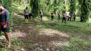 Bantu Korban Banjir Agam, Tim SAR Polri Dirikan Tenda Pengungsian dan Berikan Trauma Healing