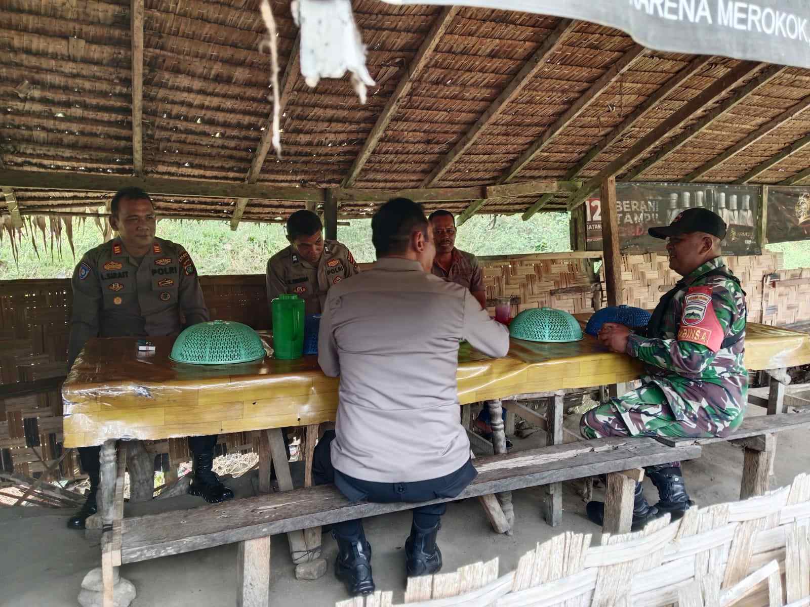 Polres Batu Bara Gelar “Cooling System” di Desa Simpang Gambus, Ajak Masyarakat Jaga Kamtibmas