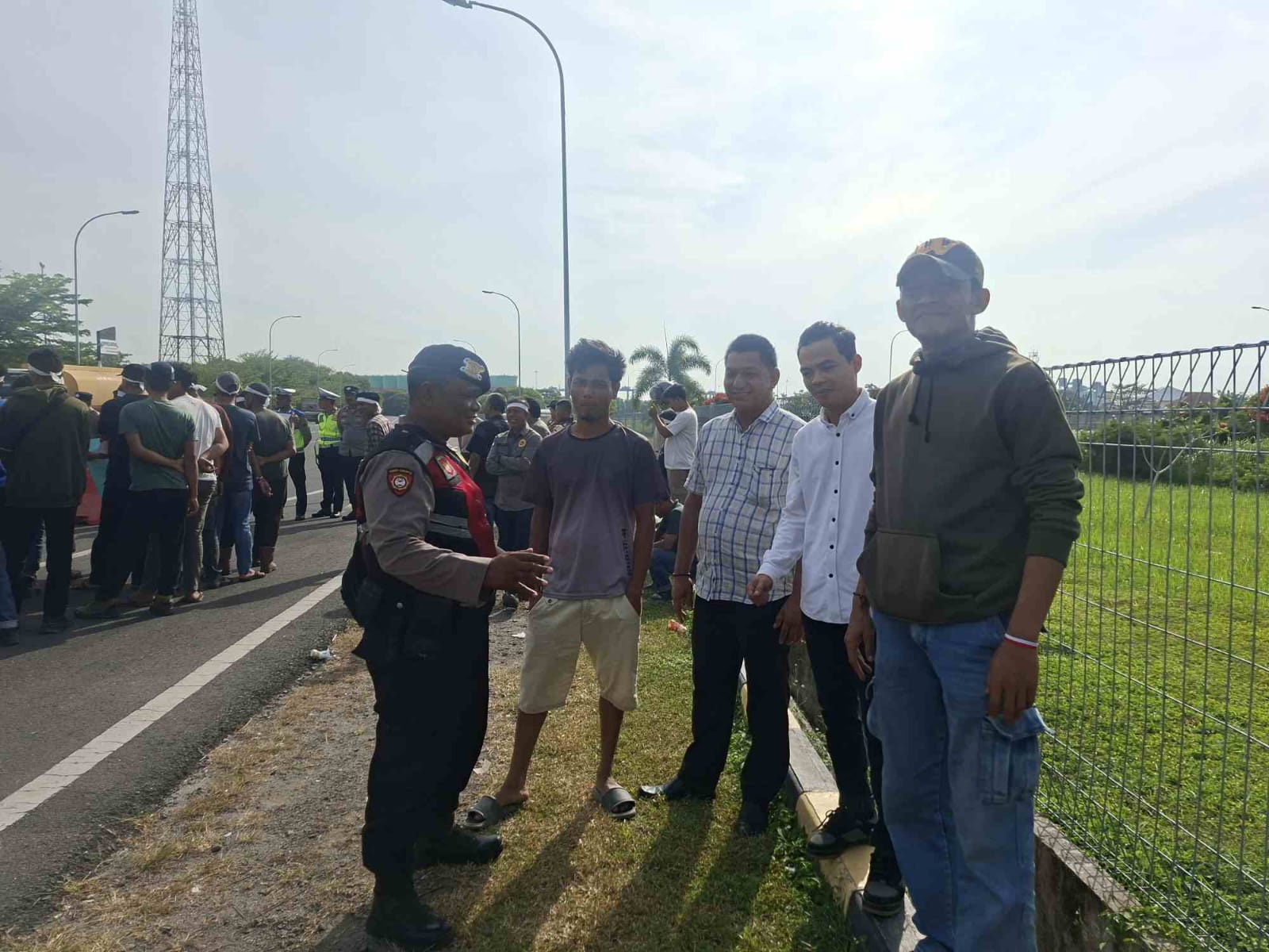 Polsek Medang Deras Gencar Sambang dan “Cooling System”, Ajak Masyarakat Jaga Kamtibmas dan Waspada Kejahatan Jalanan