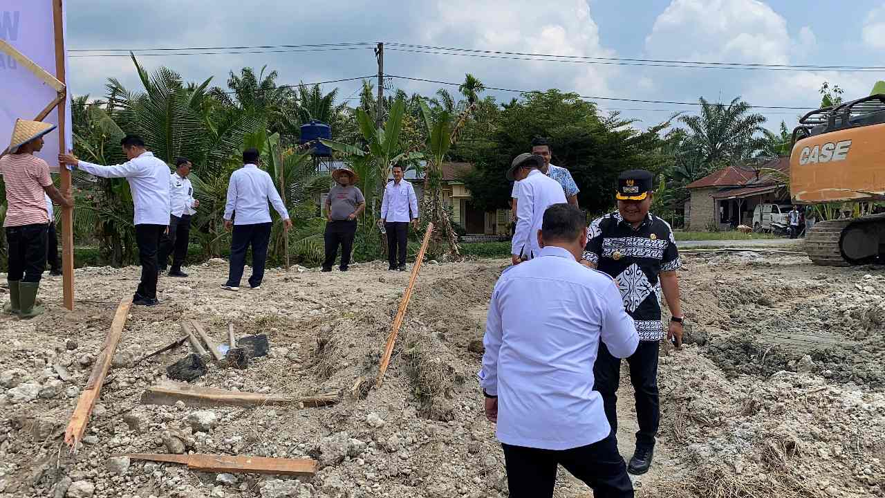 Kakanwil Ditjenpas Sumut Tinjau Alih Fungsi Lahan Sawit Jadi Lahan Pertanian di Air Joman, Dukung Ketahanan Pangan dan Pembinaan Warga Binaan