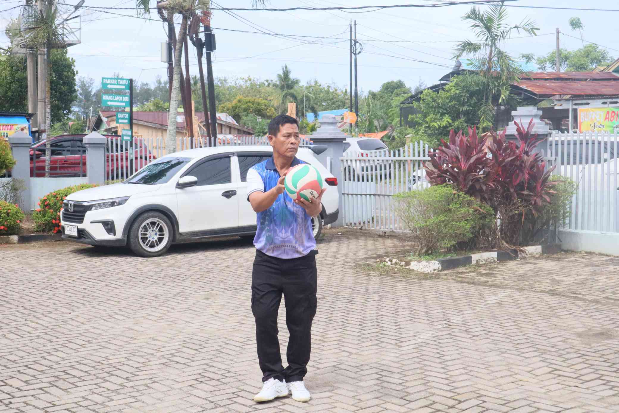 Jaga Kesehatan dan Solidaritas, Kanwil Ditjenpas Bengkulu Gelar Olahraga Rutin Setiap Jumat