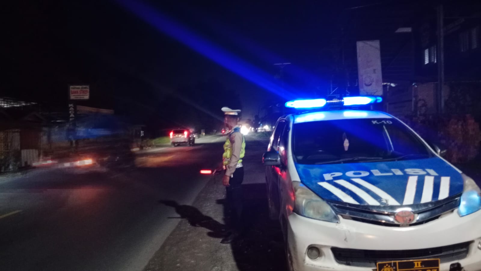 Jaga Keselamatan Pengguna Jalan, Sat Lantas Polres Batu Bara Gencarkan Patroli Blue Light di Jalinsum Indrapura: