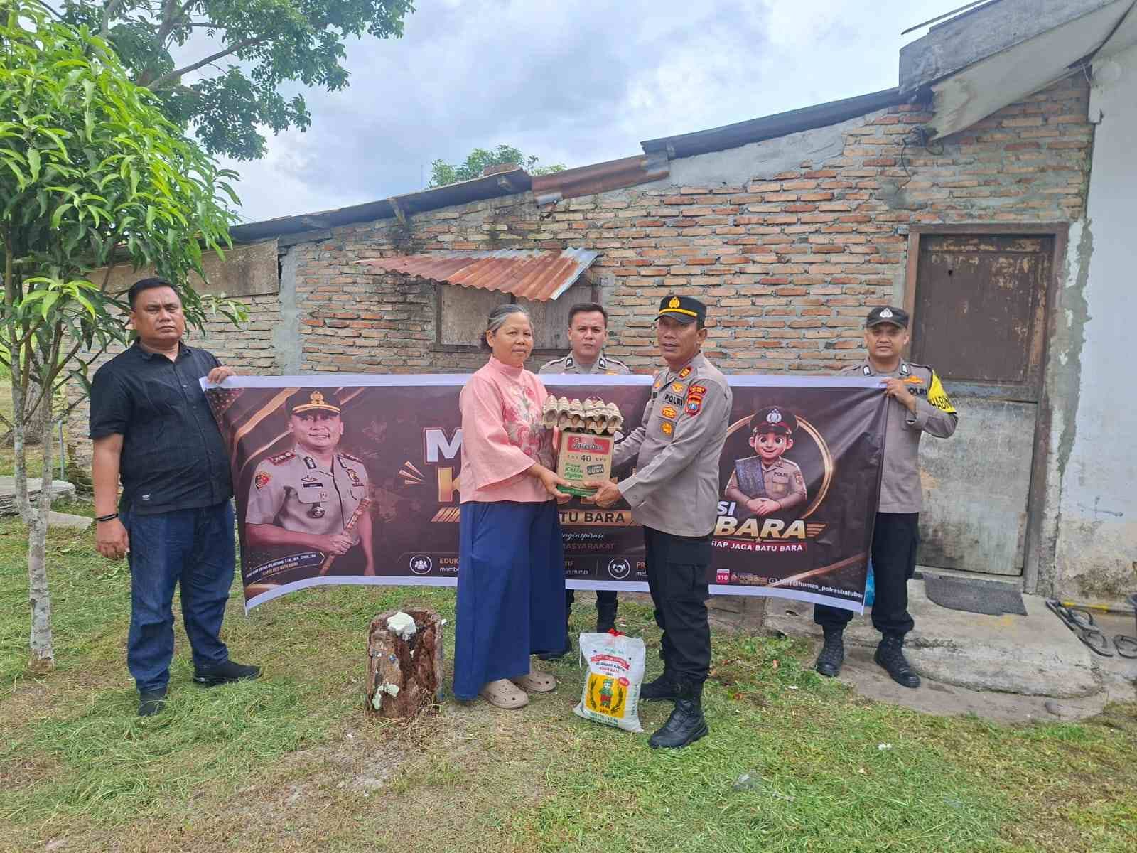 Polsek Talawi Gelar Minggu Kasih – Berikan Bantuan Sembako Kepada Kaum Dhuafa di Kelurahan Labuhan Ruku