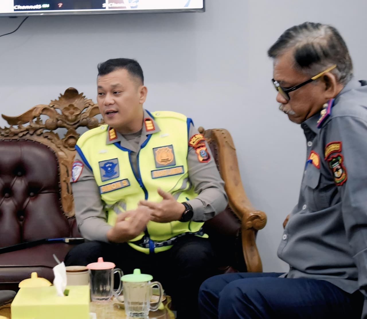 Sat Lantas Polres Pematangsiantar Jalin Sinergi dengan Dishub, Bahas Penertiban Parkir Liar dan Persiapan Operasi Lilin 202