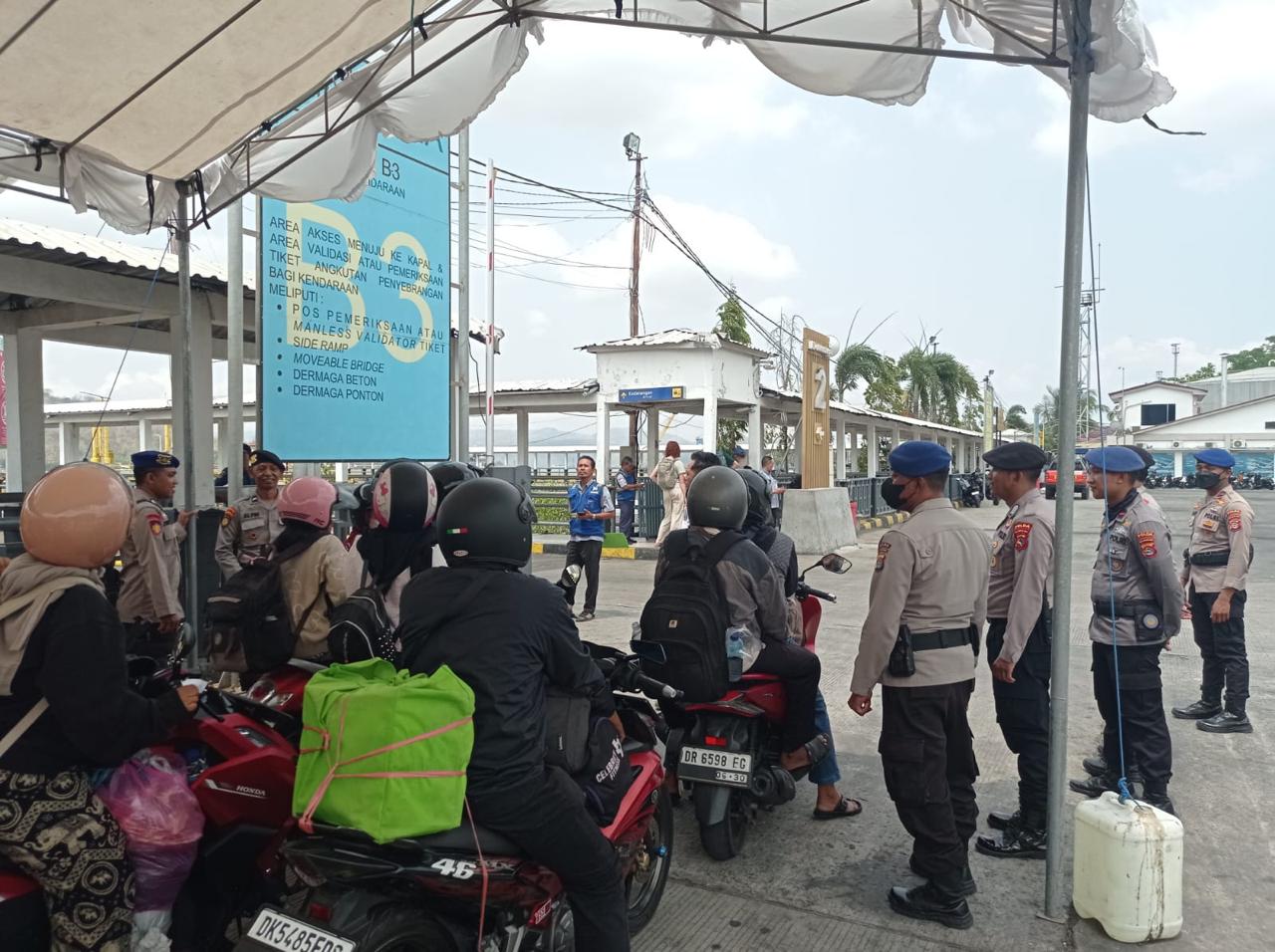 MotoGP Mandalika Usai, Polisi Pantau Arus Penumpang di Pelabuhan Lembar