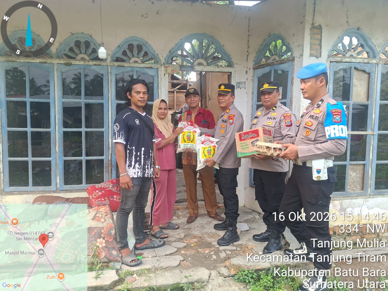 Polsek Talawi Salurkan Bantuan kepada Warga Korban Angin Kencang di Nibung Hangus