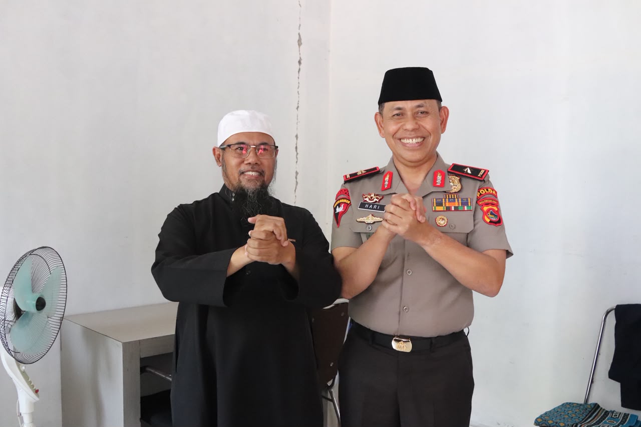 Wakapolda NTB Gelar Jumat Keliling di Ponpes Abu Hurairah, Ajak Masyarakat Jaga Kamtibmas